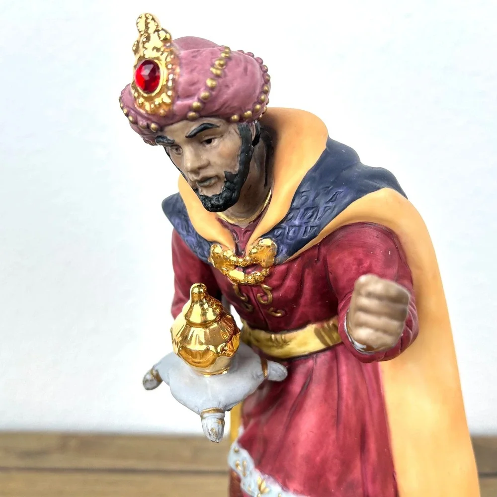 Kirkland‎ Signature #75177 Nativity Wise Man standing Figurine Replacement